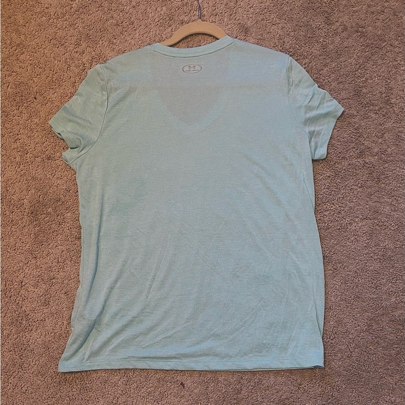 UNDER ARMOUR MINT GREEN V NECK TOP XL NEW - Picture 4 of 5